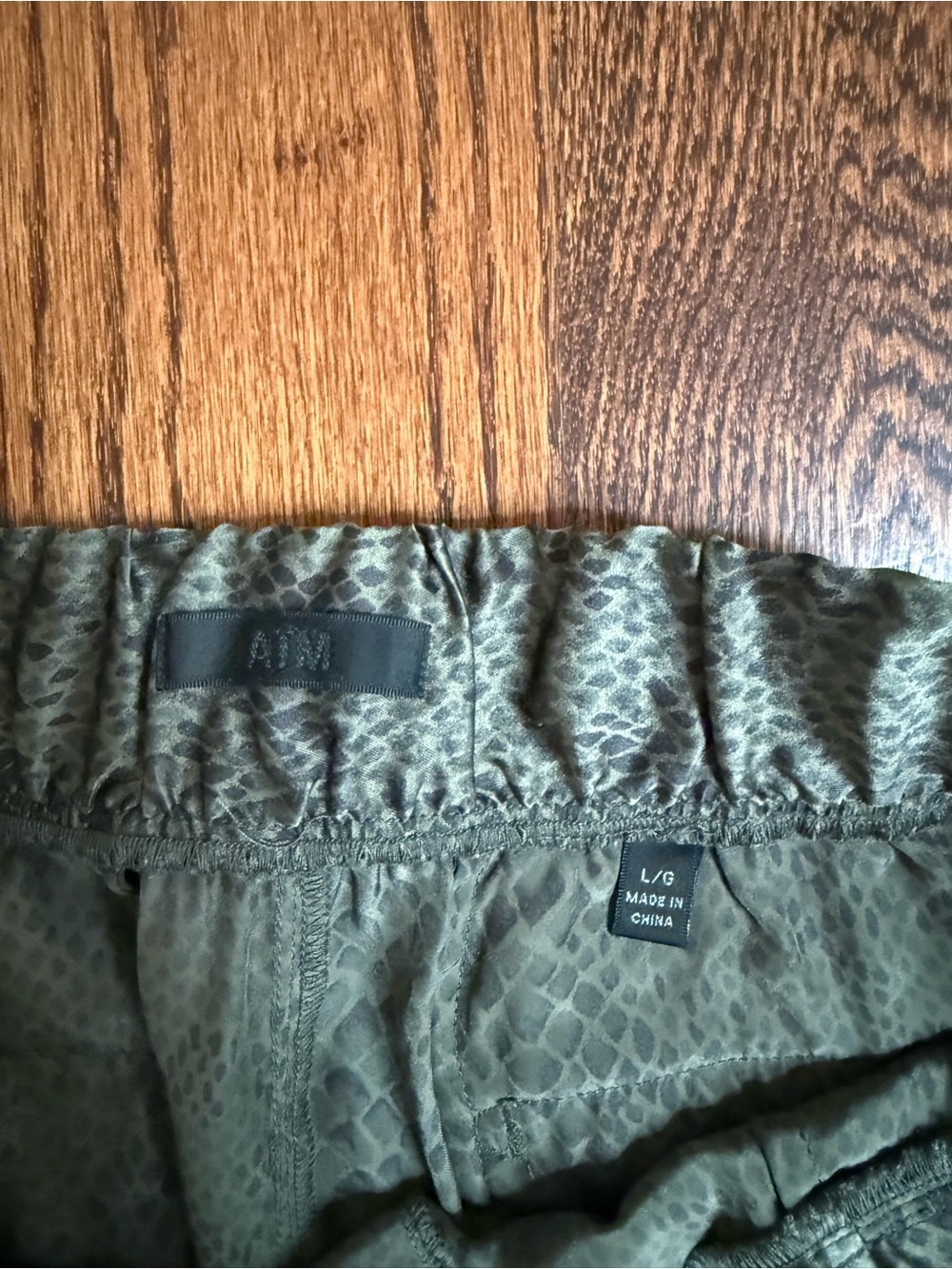 ATM silk python joggers - Picture 2 of 2